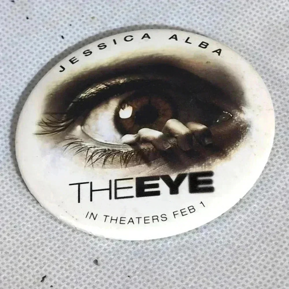 Jessica Alba "The Eye" 2008 original movie button - Picture 1 of 3